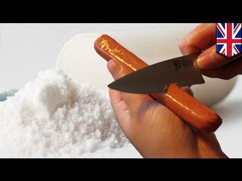 Všeho moc škodí. Po předávkování marihuanou si uřízl penis.