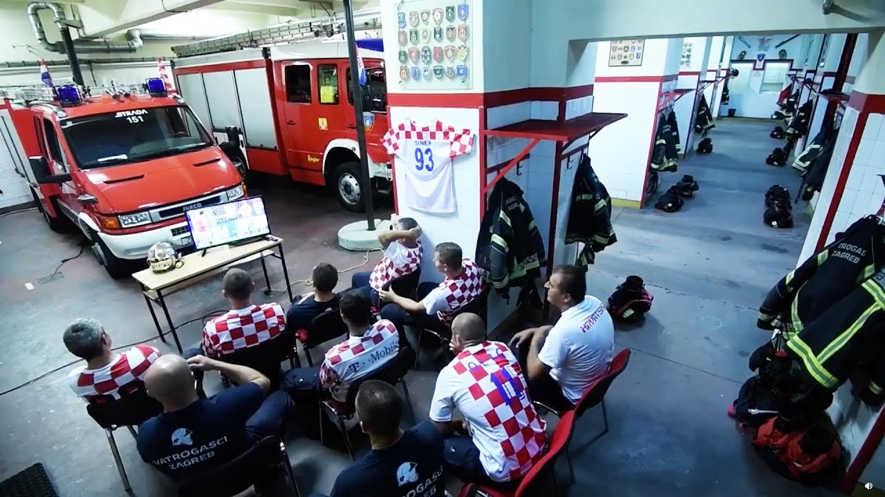 Chorvátskych hasičov povolali tesne pred strelením penalty proti Rusku – Virálne video obletelo svet