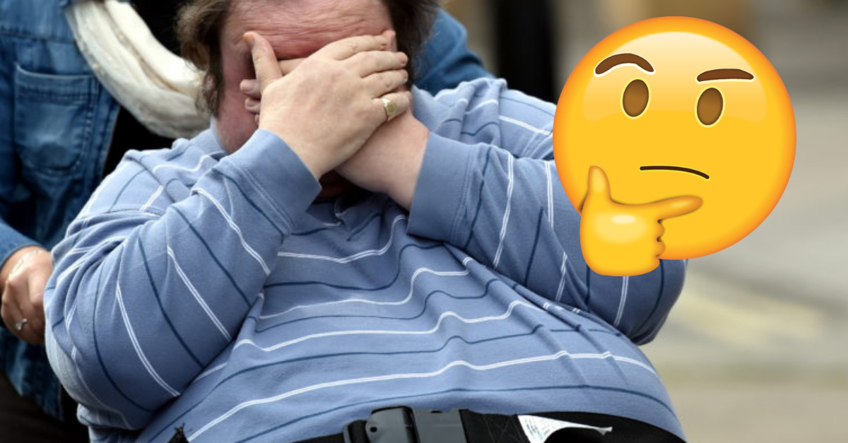 Chlap, ktorý sa vyhýbal súdu tvrdením, že je tučný, zomrel na následky obezity