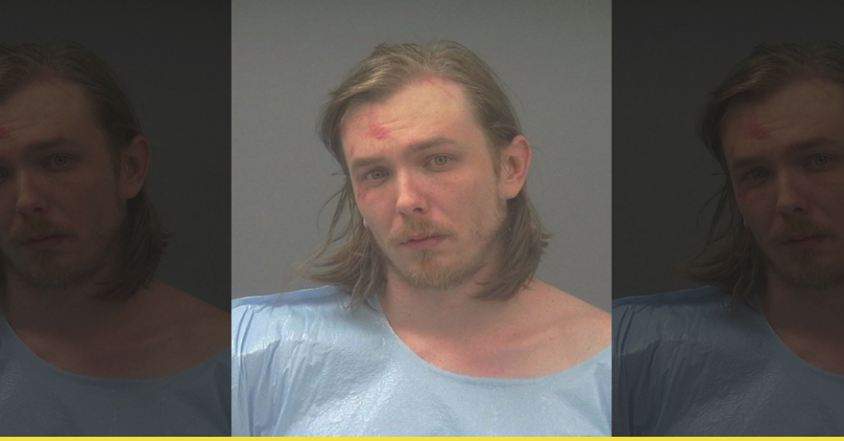 Muž z Floridy hrozil susedom, že ich zabije s „Láskavosťou“ – tak sa volá jeho mačeta