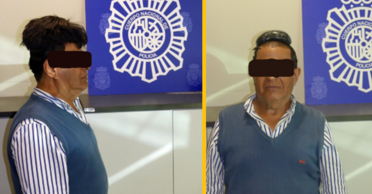 Polícia chytila nervózneho pašeráka, ktorý sa snažil prepašovať pod parochňou kokaín v hodnote 30.000 €