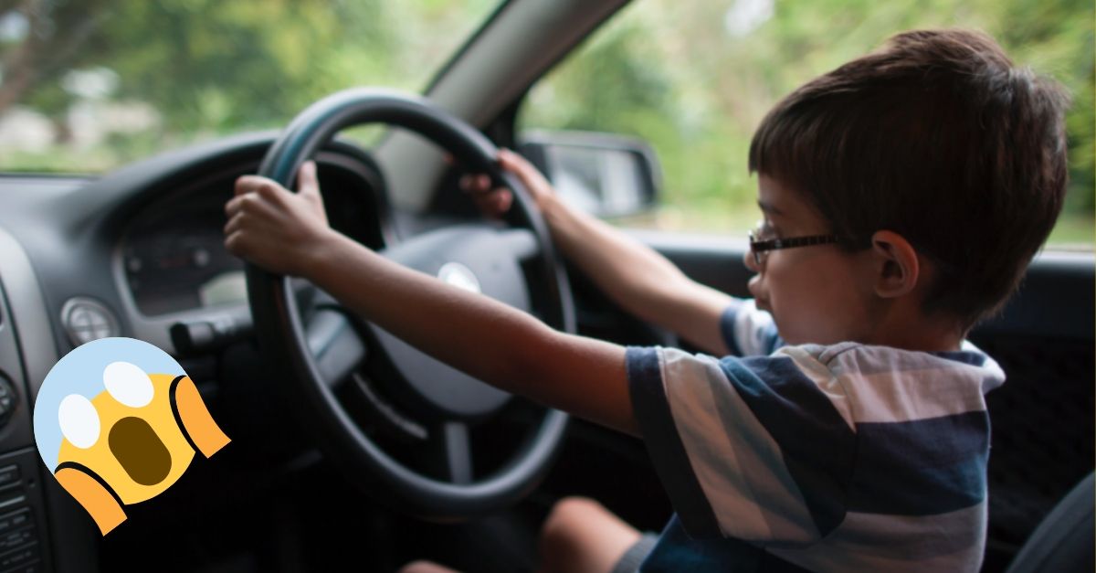 V Nemecku sa vozil na aute 8-ročný chlapec rýchlosťou 140 km/h