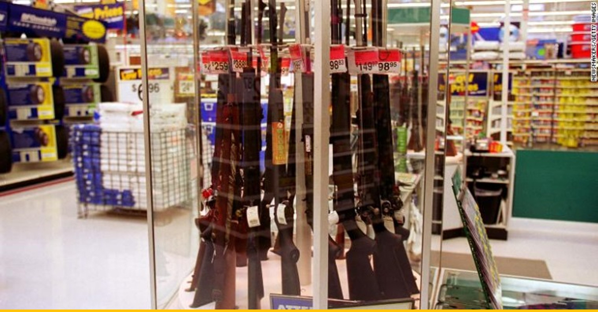 Walmart zakazuje reklamy na násilné hry, zbrane však predáva aj naďalej