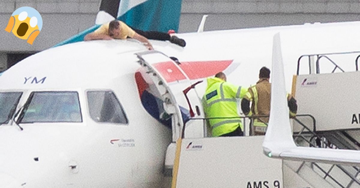 Paralympionik sa na protest proti klimatickým zmenám prilepil na vrchol lietadla