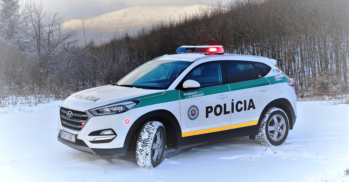 Opitý Slovák vošiel do cudzieho bytu a zjedol večeru dvom ženám. Z bytu ho vyviedla až polícia.