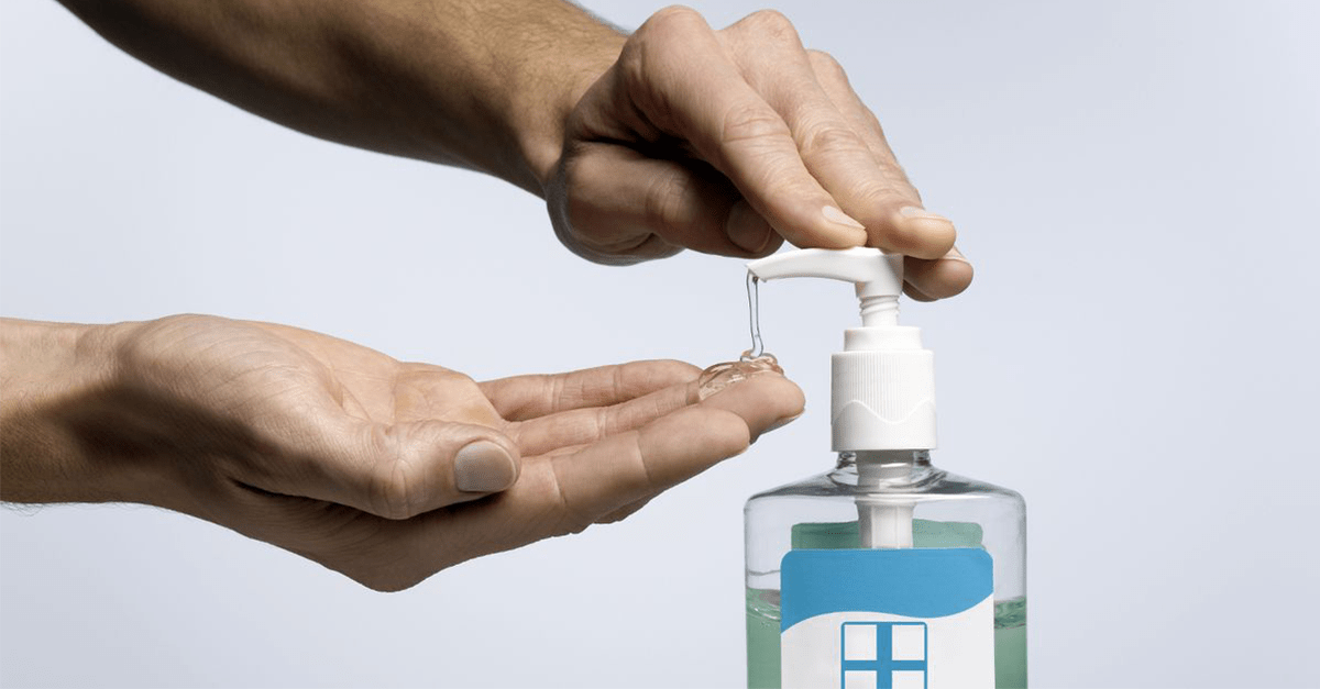 Amerika upozorňuje obyvateľov, aby nepili dezinfekciu na ruky. Na otravu zomrelo a osleplo totiž viacero ľudí