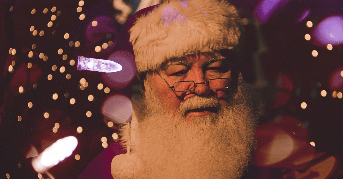 Santa namiesto darčekov roznášal koronavírus. V domove dôchodcov „obdaroval“ až 75 ľudí