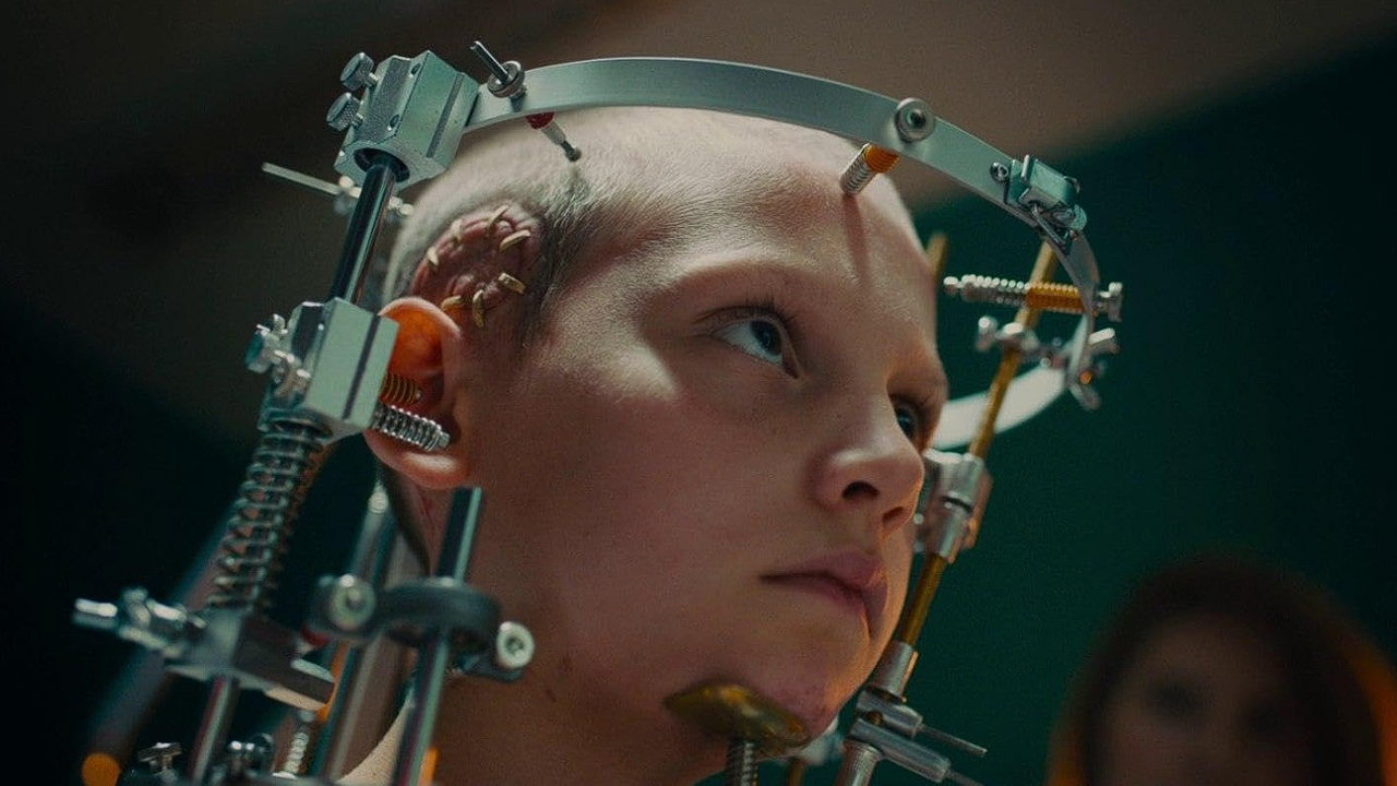 Kvôli tomuto francúzskemu hororu ľudia odpadávali v kine. Žena v ňom má sex s autom (+ trailer)