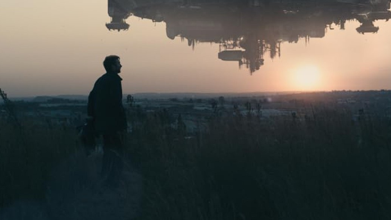 Máte radi sci-fi filmy o mimozemšťanoch? Tento ľudia považujú za ten najlepší, zobrazuje ich totiž úplne inak, než ste zvyknutí (+ trailer)