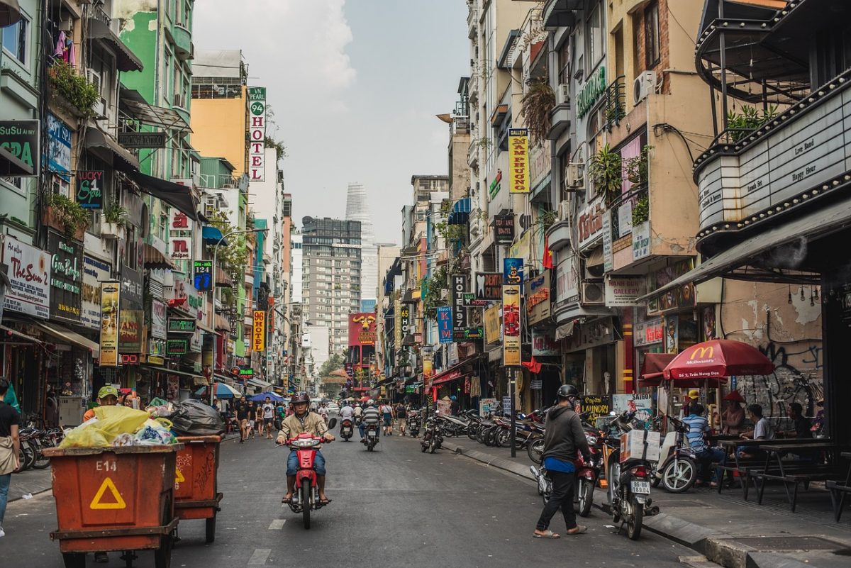 pham ngu lao, vietnam, bike