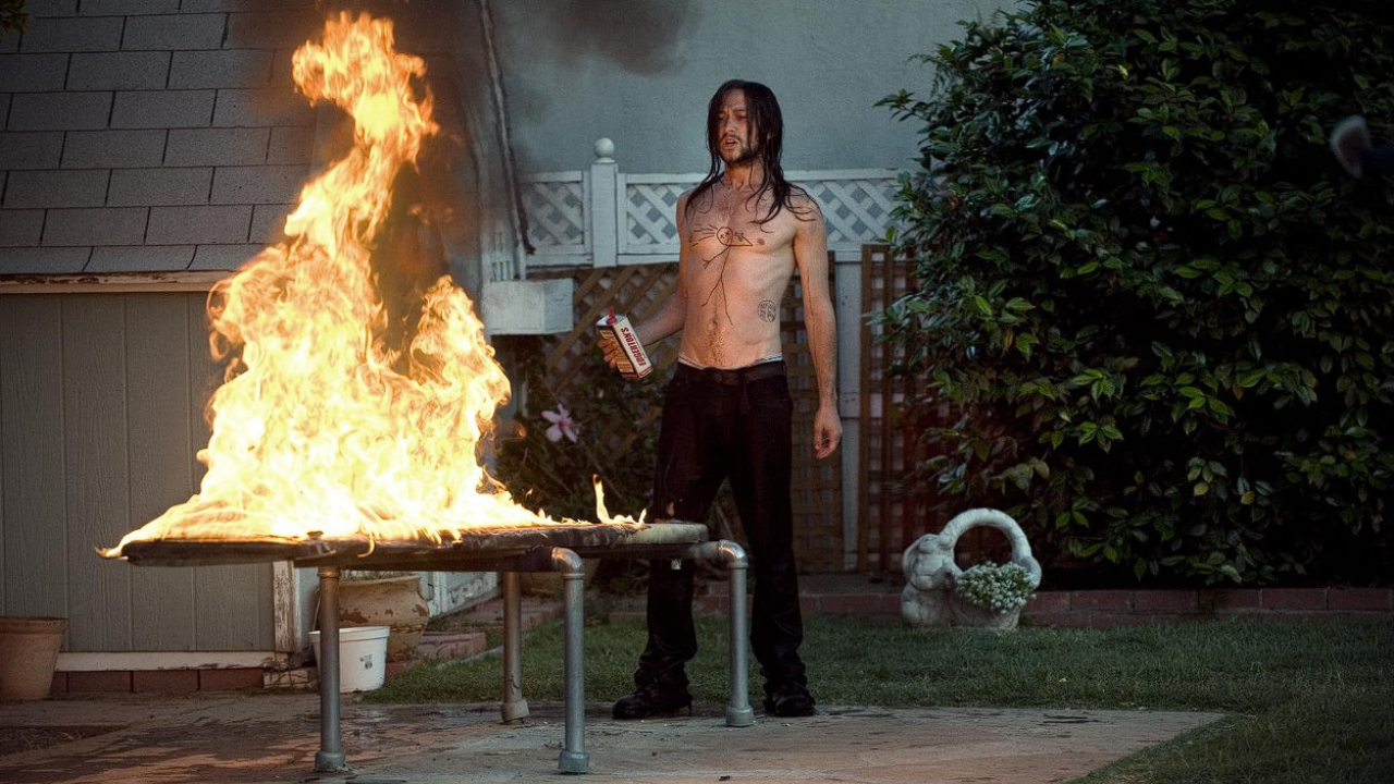 Túto komédiu mnoho ľudí nepozná a je to chyba. Unikátny príbeh sa len ťažko opisuje slovami (+ trailer)