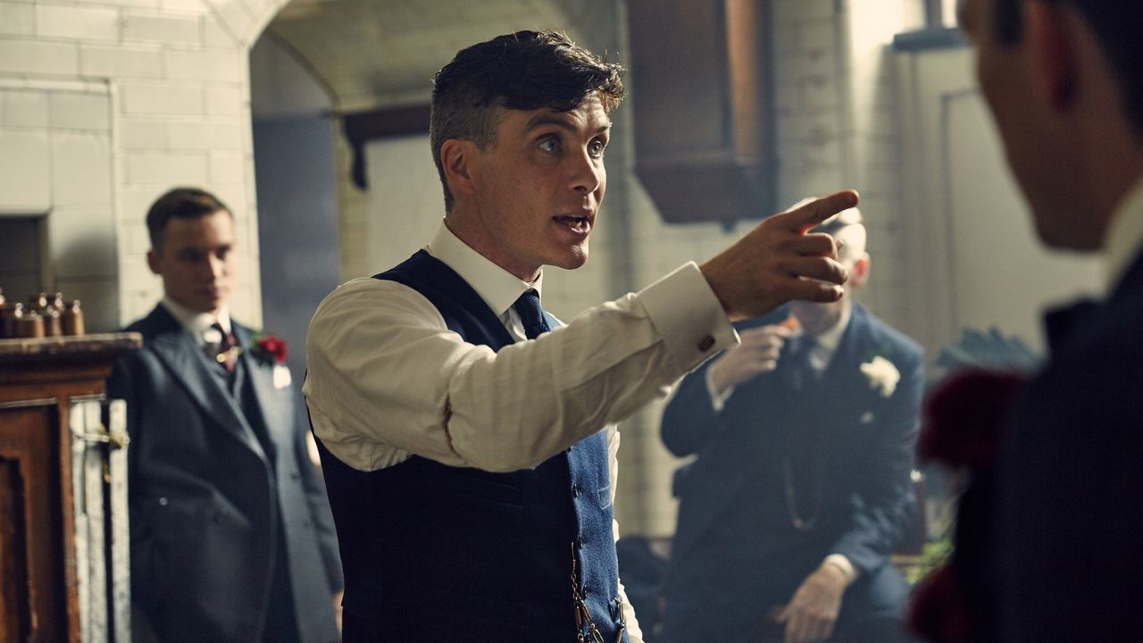 Ďalšia hviezda po Murphym. Netflix oznámil nové meno vo filme Peaky Blinders!