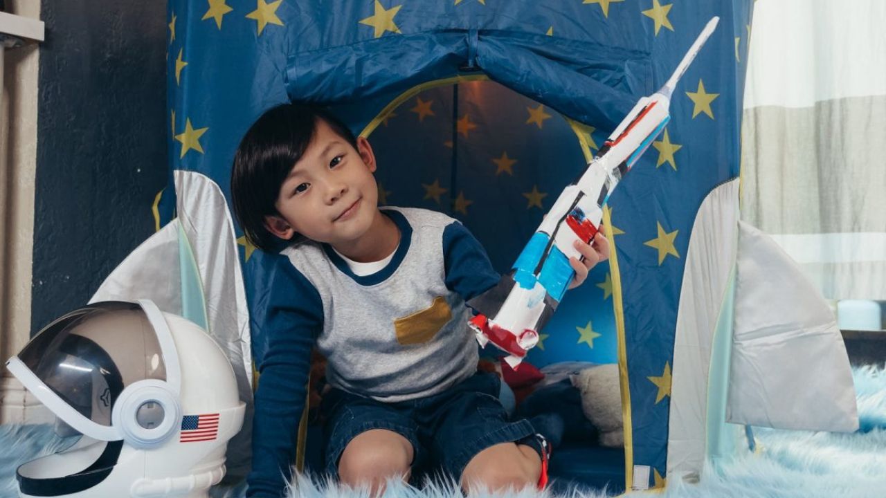 Chlapec sa 2 roky sťažoval na zvláštny zápach. Mal v nose skrutku!