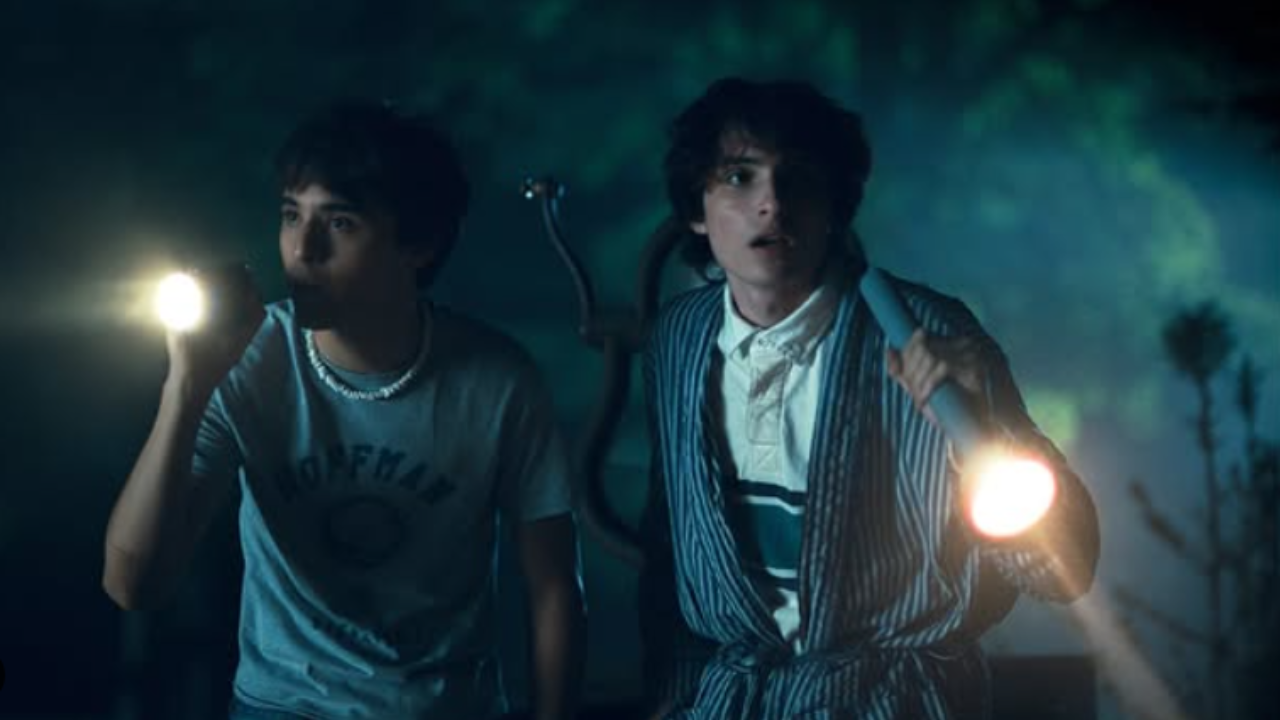 Horor „Hell of a Summer“ je nový slasher odohrávajúci sa v známom prostredí – kempe