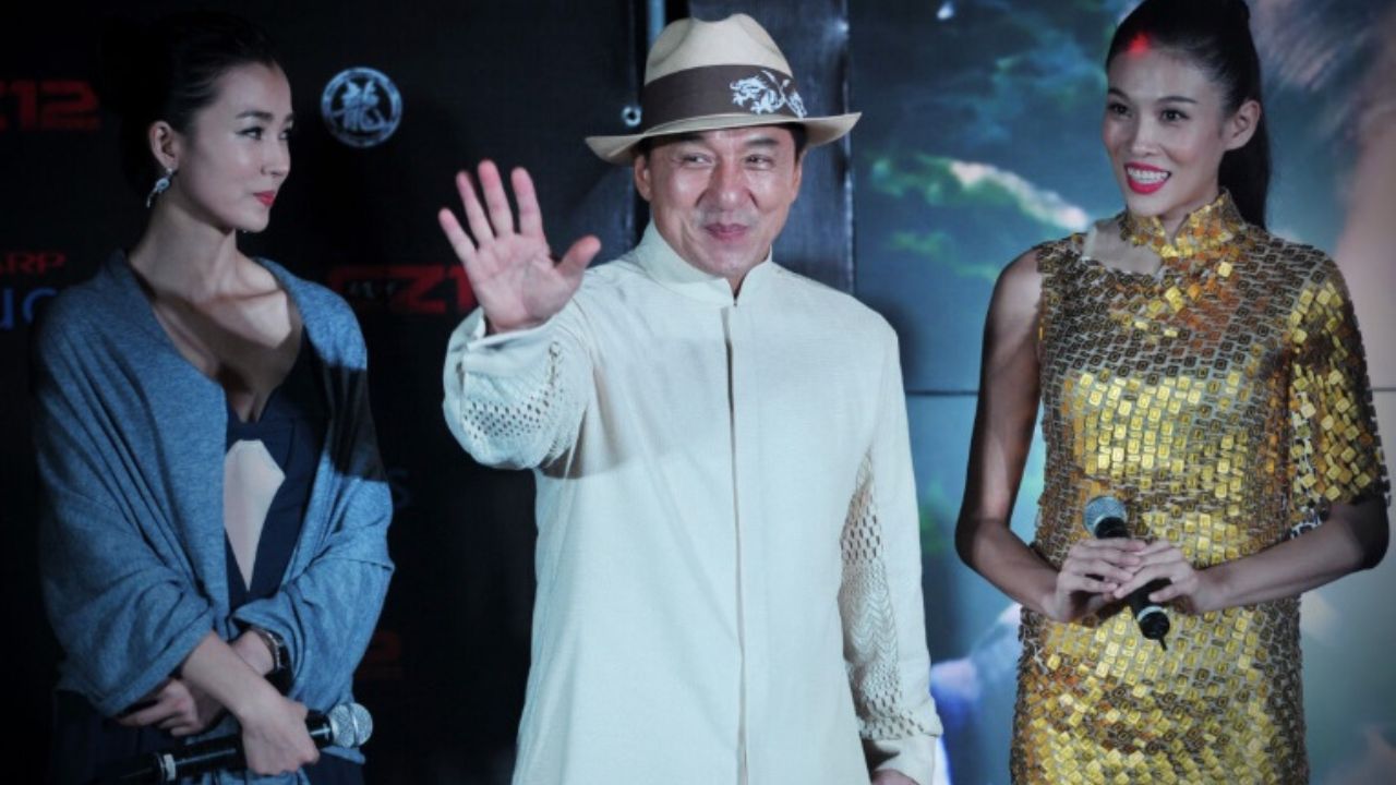 Jackie Chan prehovoril o moderných CGI akčných scénach: Je to dvojsečná zbraň, varuje!