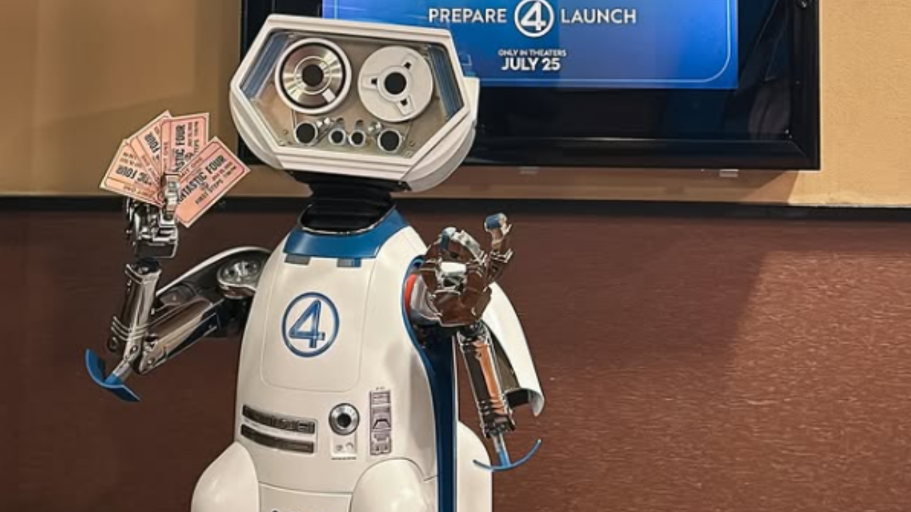 Ukážka k novému filmu „Fantastická štvorka“ predstavuje robota H.E.R.B.I.E.H.O.