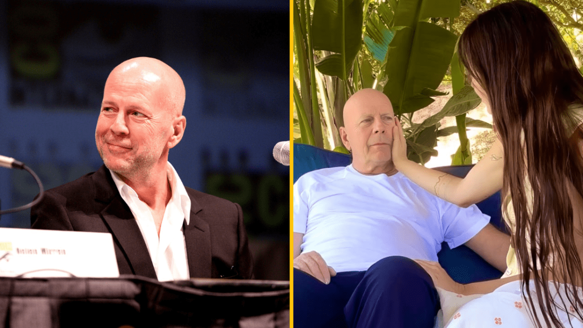 Ľavý: muž v saku rozpráva na konferencii. Pravý: muž v bielom tričku sedí na pohovke vedľa ženy pod palmami.