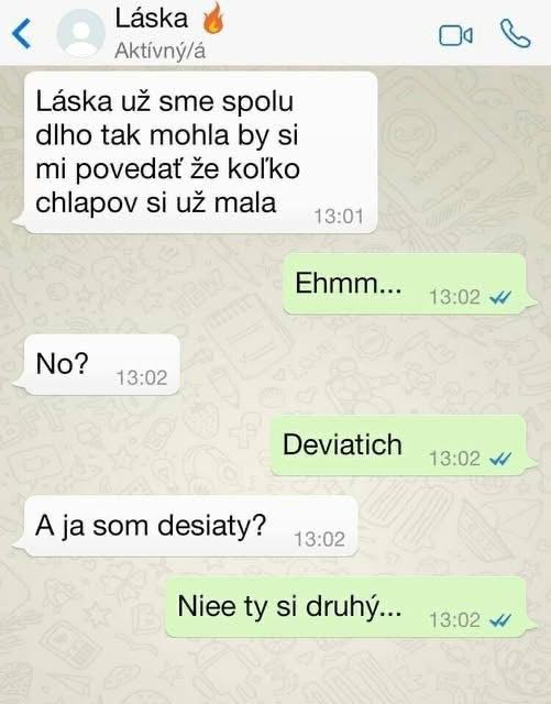 Textová konverzácia páru o počte predchádzajúcich partnerov.