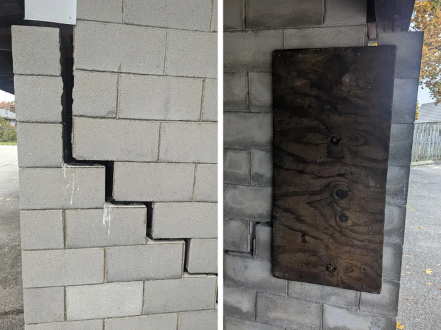 Prasknutá tehlová stena so záplatou z drevenej dosky, dvojobrázok zobrazuje opravu poškodenia.