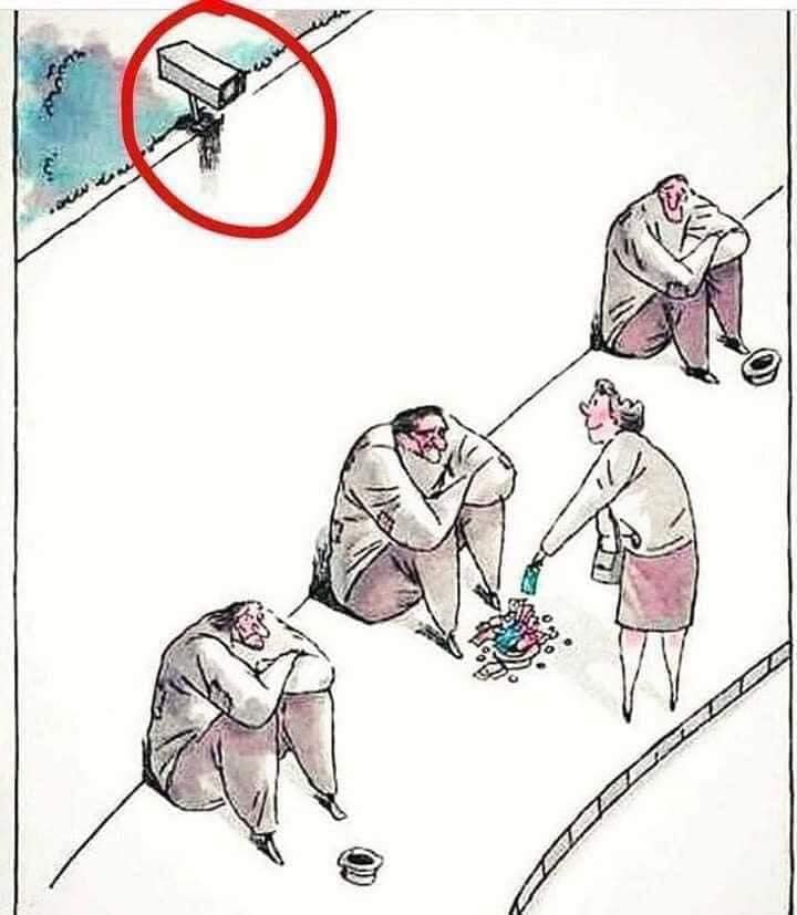 Bezdomovci pri kamere, žena rozdáva peniaze a cukríky; kamera sleduje situáciu.