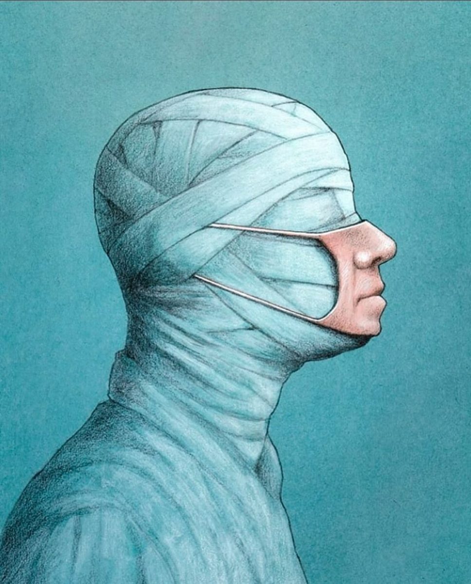 Osoba s hlavou obviazanou obväzmi, profil na modrom pozadí.