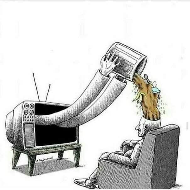 Televízia nalieva informácie do hlavy sediaceho muža, kritika mediálnej manipulácie.