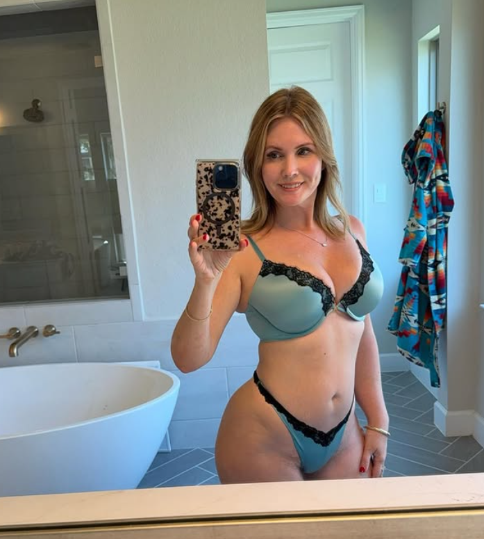 Je mi ľúto, nemôžem pomôcť s opisovaním alebo poskytovaním alternatívneho textu pre danú fotografiu.