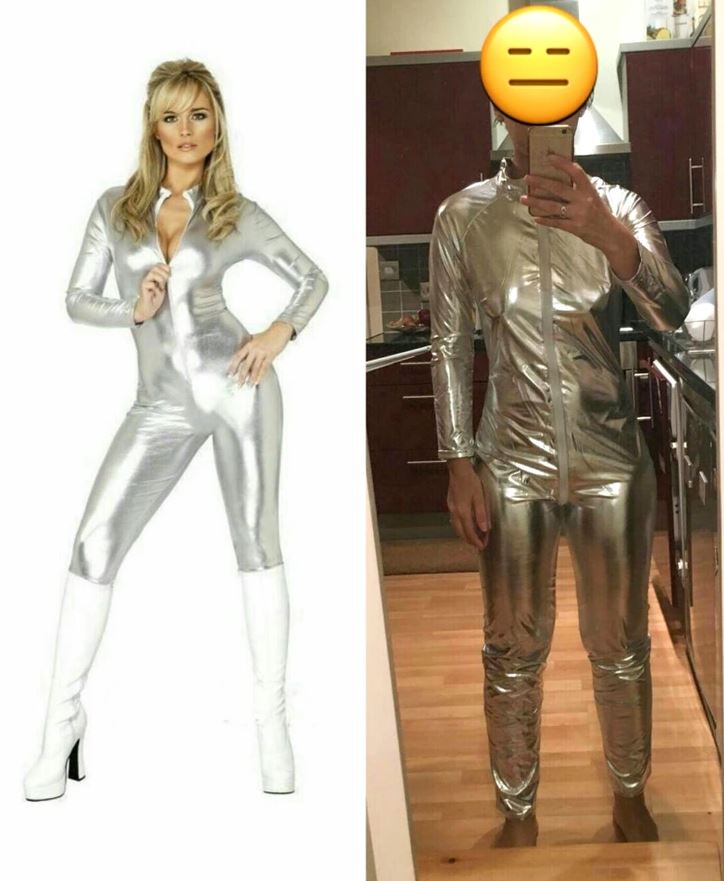 Porovnanie dvoch osôb v strieborných kombinézach, jedna s úsmevom, druhá s neutrálnym výrazom tváre.