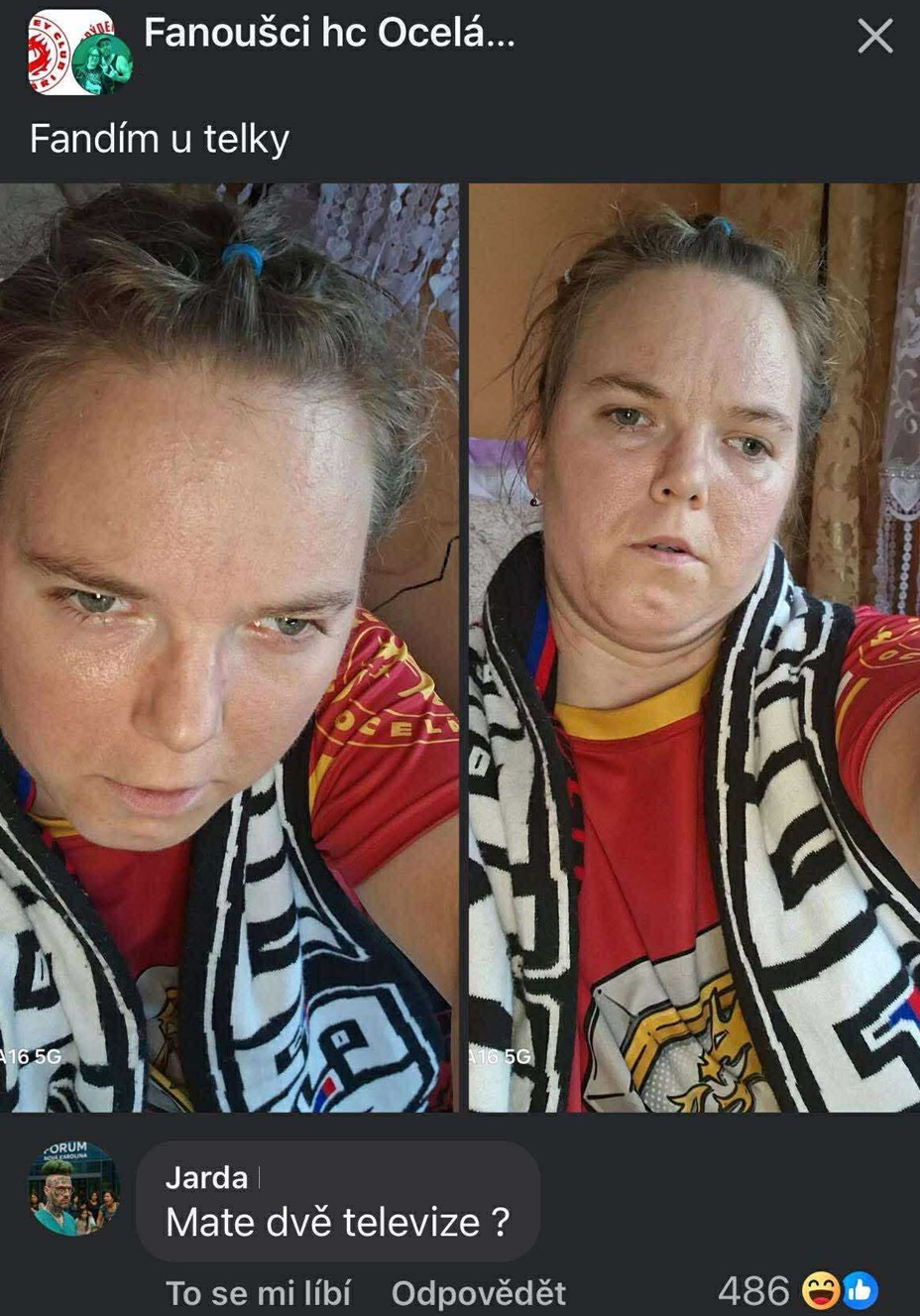 Osoba s fanúšikovským šálom sedí pred televízorom a intenzívne sleduje športový zápas.