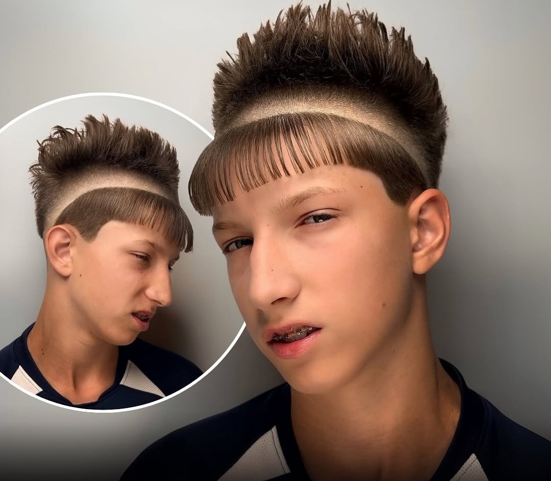 Moderný extravagantný účes s textúrou a vzormi, detailné pohľady z dvoch uhlov.