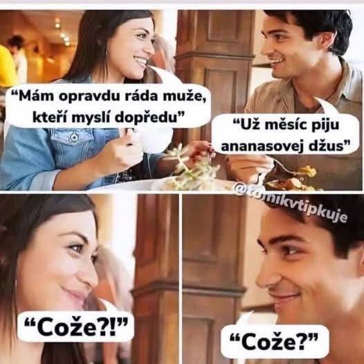 Pár vtipne diskutuje o ananásovom džúse a myslení dopredu v reštaurácii.