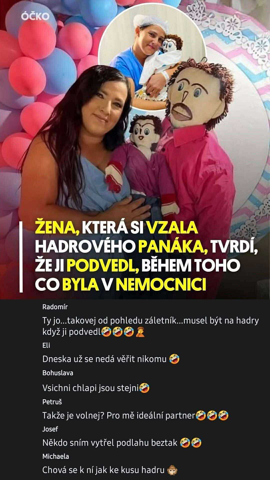 Žena s textilným panákom pred farebnou balónovou výzdobou, internetové komentáre o situácii.