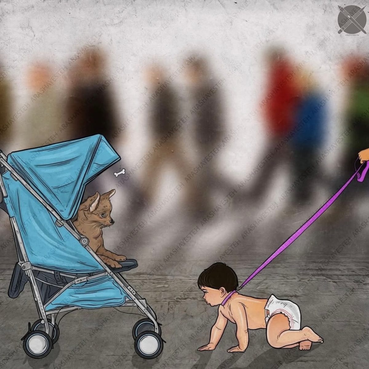 Pes v kočíku a dieťa na vôdzke lezúce po podlahe, v pozadí rozmazaný dav.