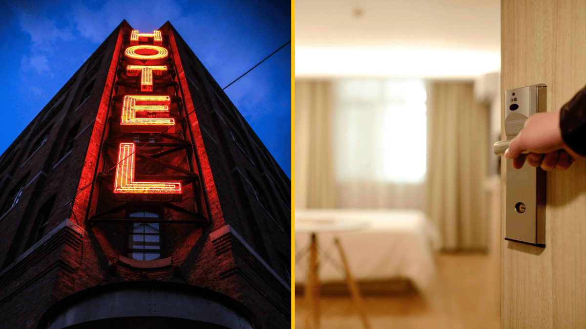 Nočný pohľad na neónový znak hotela a vstup do komfortnej hotelovej izby.