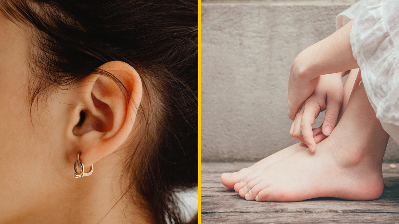 Osoba s náušnicou a detail nohy v bielych šatách, pozadie s drevenou podlahou a betónom.