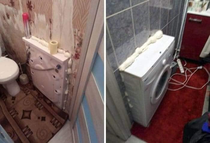 Kúpeľňa s neobvyklým riešením: práčka a toaleta vedľa seba, zabezpečené penou proti vlhkosti.