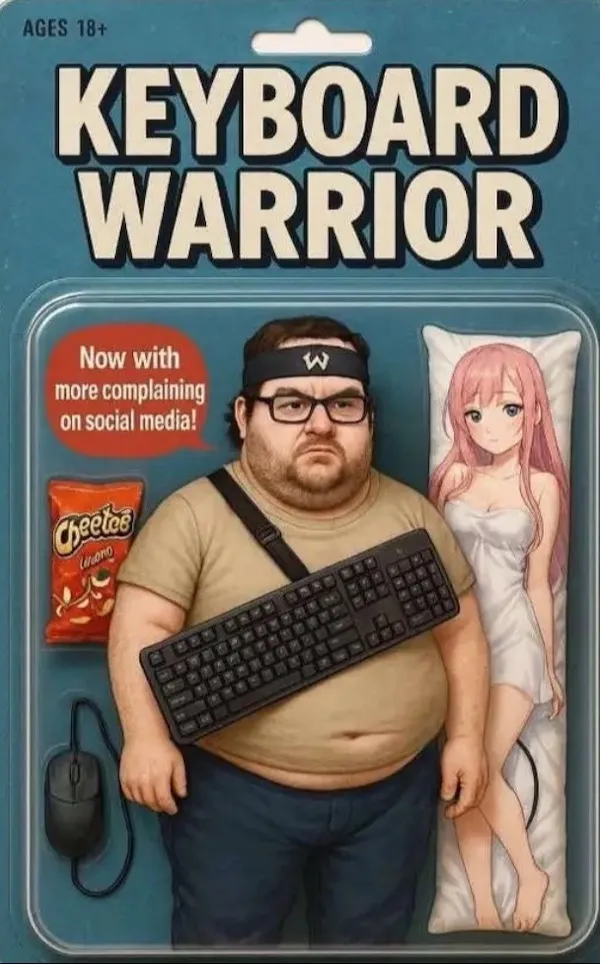 Osoba s klávesnicou a myšou vo fiktívnom obale Keyboard Warrior s vankúšom a maškrtami.