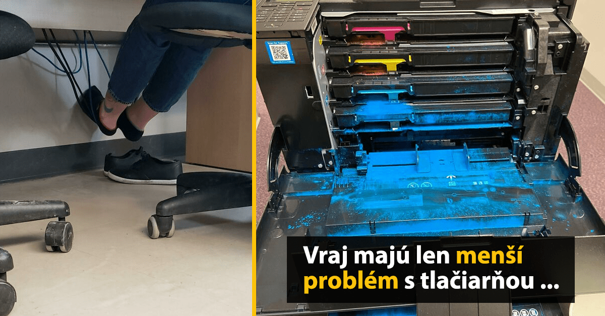 Nefunkčná tlačiareň s rozliatym tonerom, osoba sedí pod stolom v kancelárii, riešenie problému.