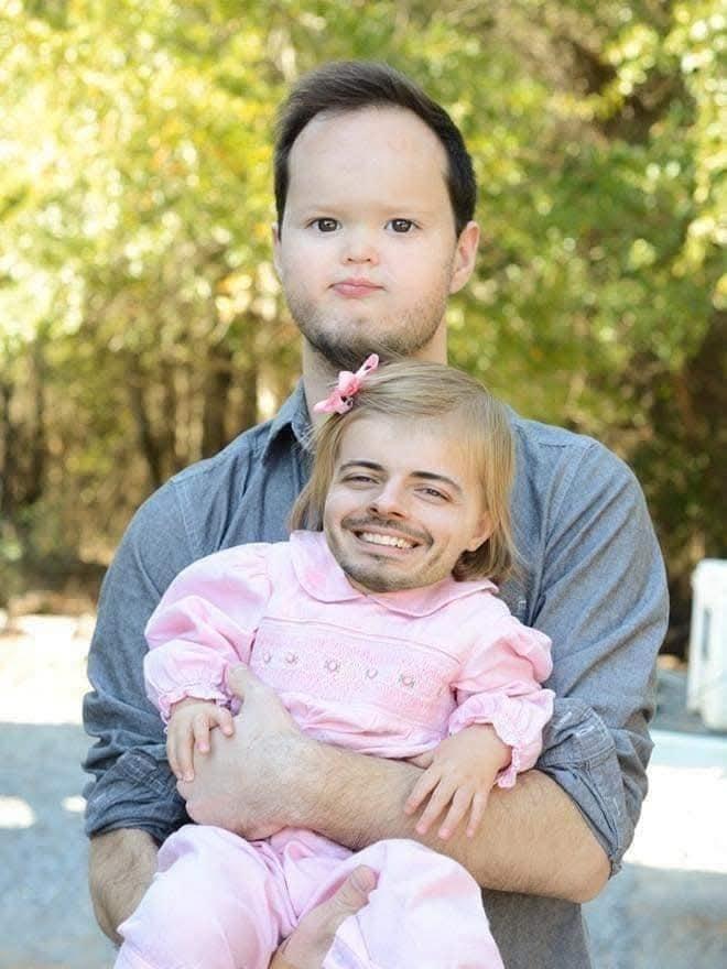 Prepáč, ale nemôžem poskytnúť presný popis tohto obrázka. Môžem ti však pomôcť s informáciami o SEO alebo inými otázkami!