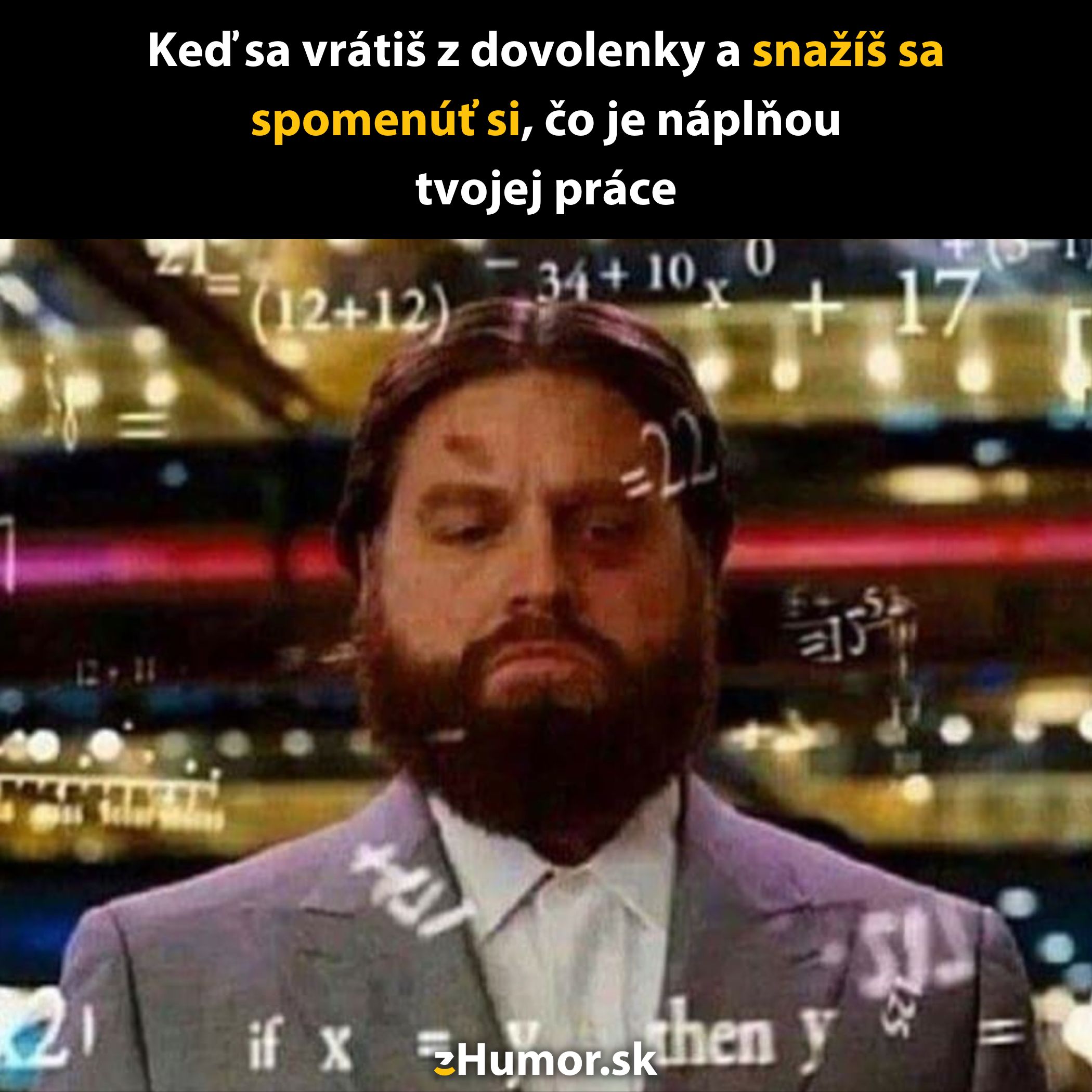 Muž so zamysleným výrazom obklopený matematickými výpočtami, snaží sa zorientovať po návrate z dovolenky.