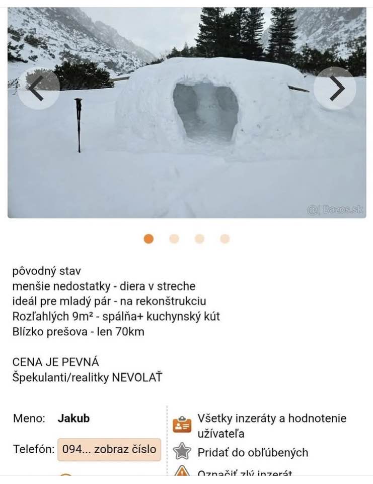 Snehové iglu s otvorom, malé nedostatky v štruktúre, ideálne na rekonštrukciu, v horskom prostredí, bez stromov.