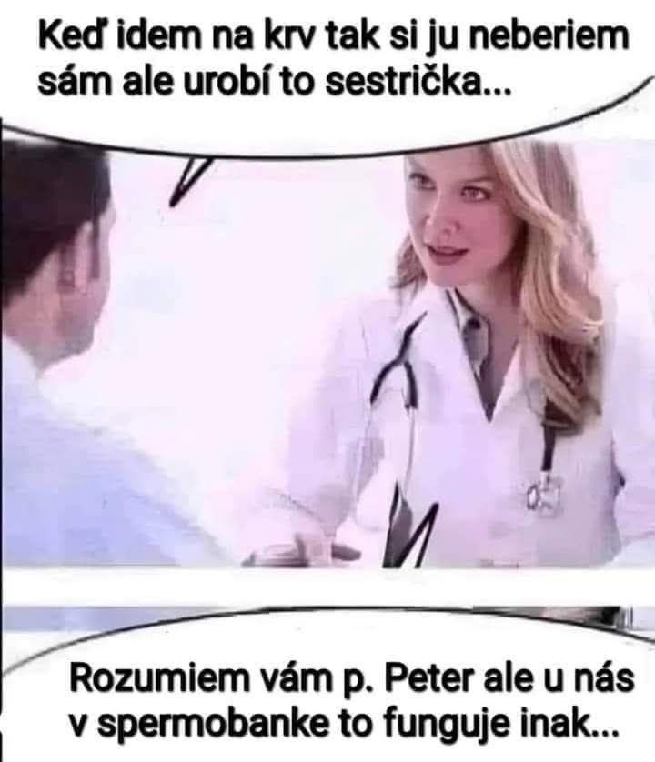 Lekárka s pacientom vtipne diskutujú o rôznom prístupe v spermiobanke a pri odbere krvi.