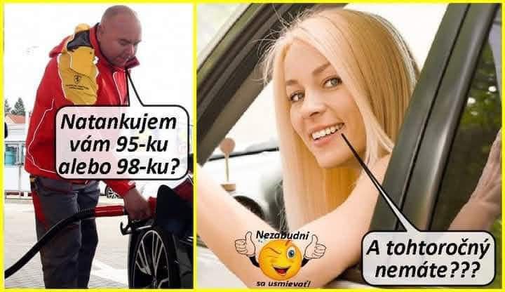 Muž tankuje auto, žena sa pýta na tohtoročný benzín s úsmevom. Humorná scéna z čerpacej stanice.