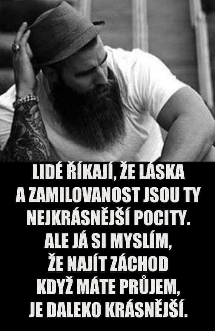 Muž s bradou a klobúkom zamyslene držiaci hlavu, doplnený humorným textom o prioritách v živote.
