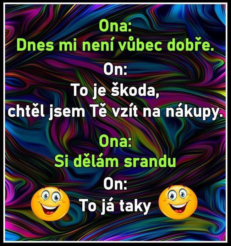 Vtipná konverzácia medzi párom s úsmevnými emodži na farebnom pozadí.