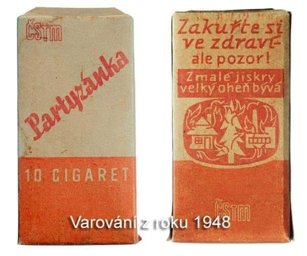 Retro balenie cigariet Partizánka, Československo, so zdravotným varovaním z roku 1948.
