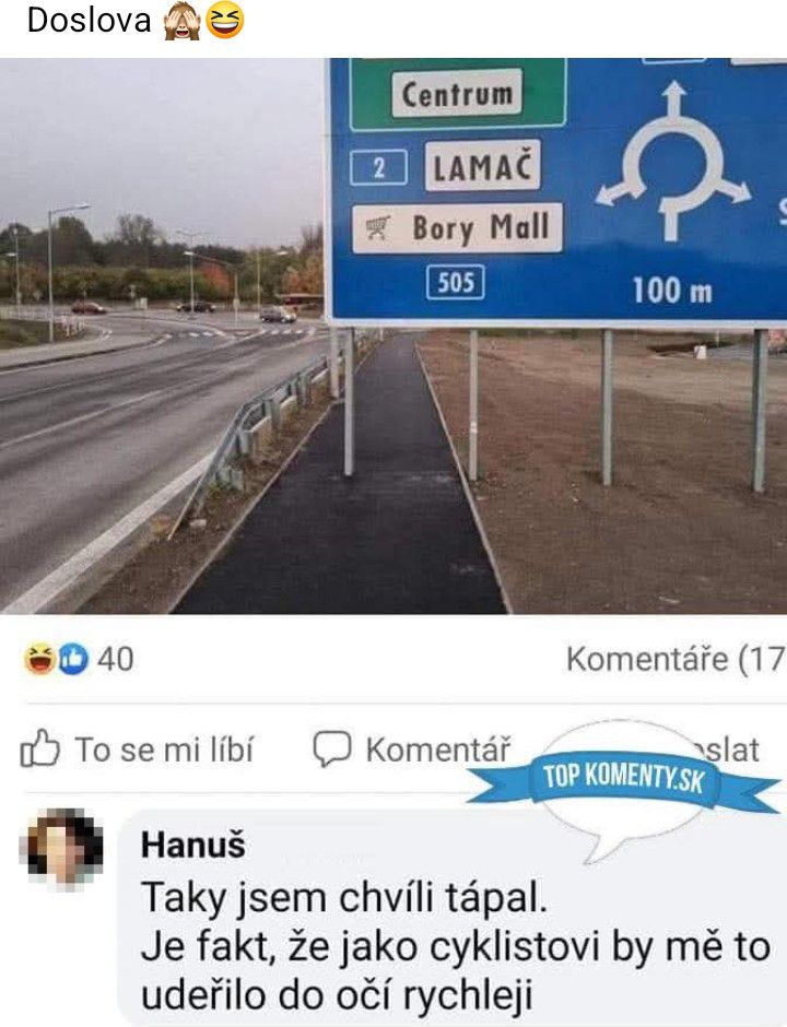 Cesta pre chodcov blokovaná dopravnou značkou pri kruhovom objazde Lamač v blízkosti Bory Mall.