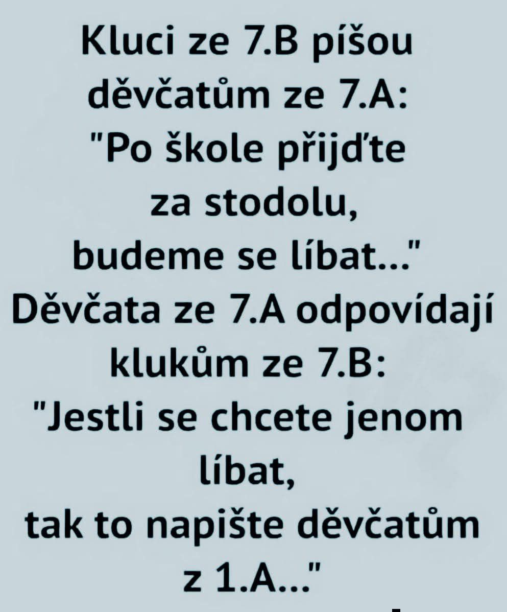 Textová konverzácia medzi chlapcami zo 7.B a dievčatami zo 7.A o plánovanom stretnutí za školou.