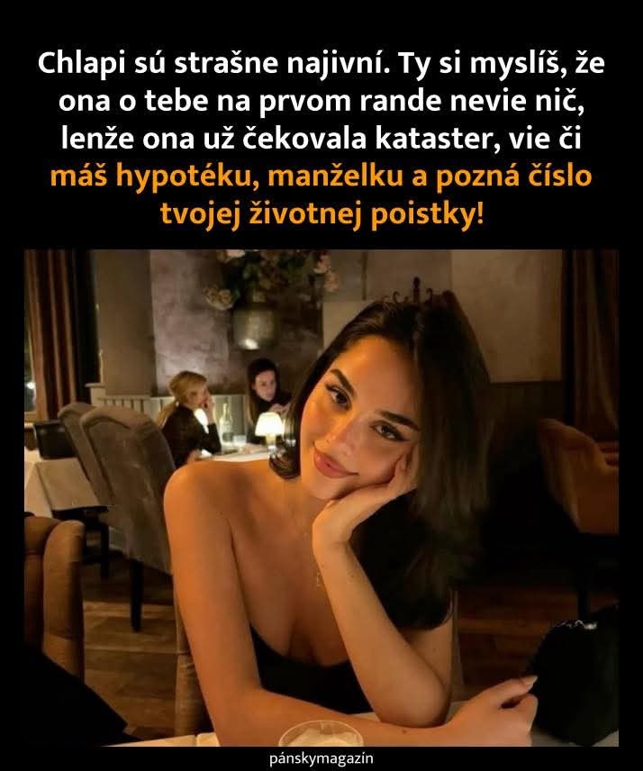 Žena v reštaurácii usmievajúc sa pri stole, v pozadí text o prvom stretnutí a mužskej naivite.