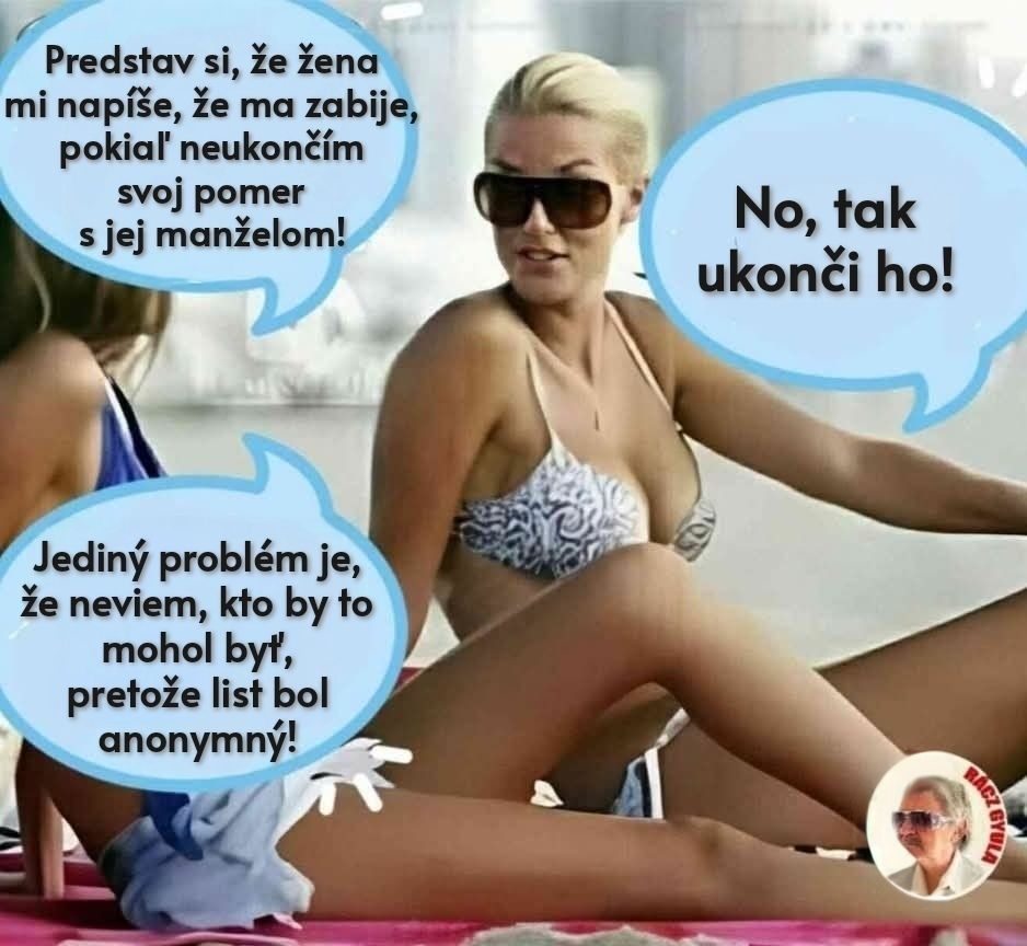Dve ženy na pláži v bikinách diskutujú o romanických problémoch a anonymných listoch.